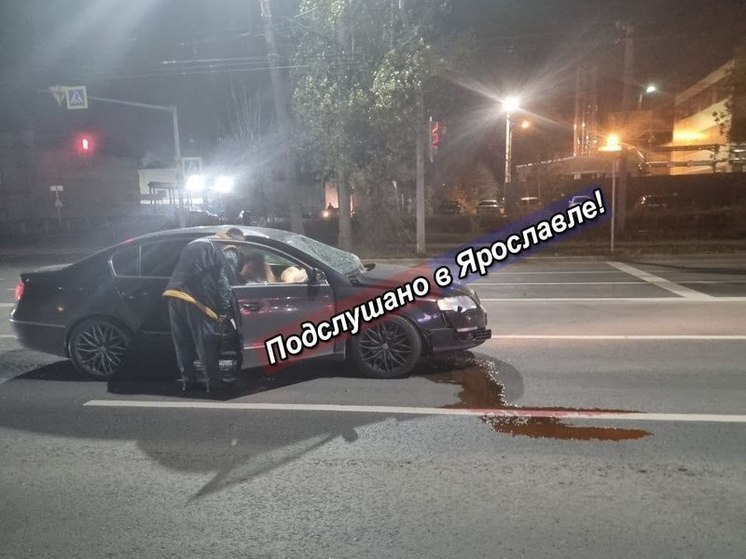 В Ярославле иномарка протаранила пассажирский автобус
