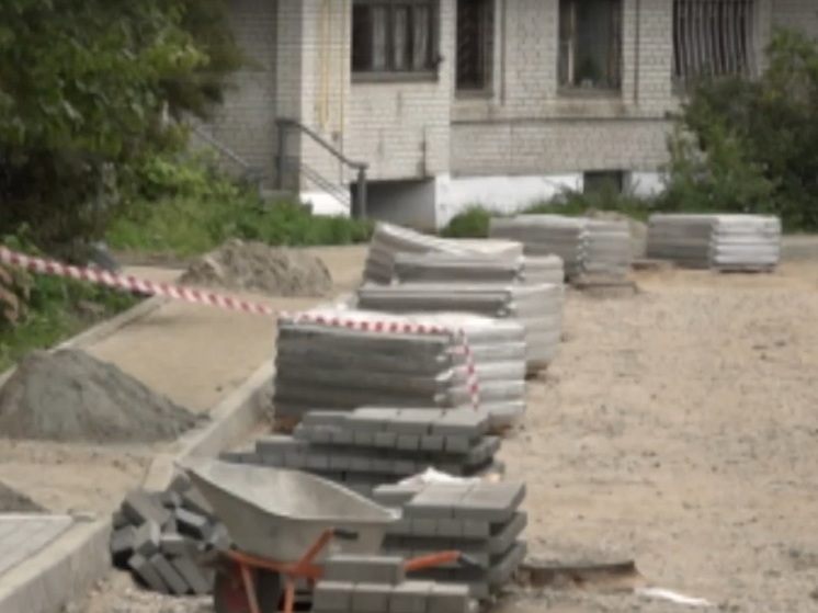 Чиновники не разделяют тревоги ярославцев по поводу недоделанных дворов