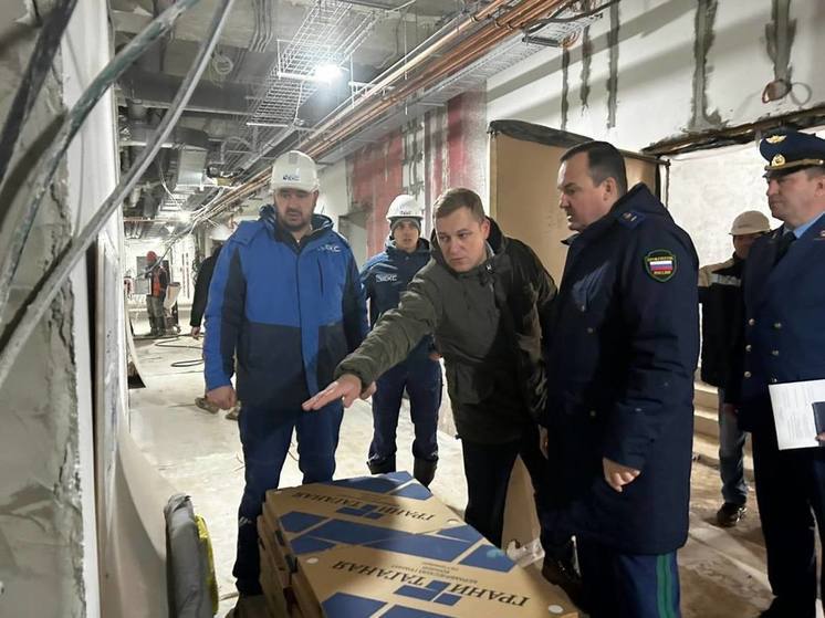 Прокурор Тверской области проинспектировал строительство Бежецкой ЦРБ: подрядчику нужно ускориться