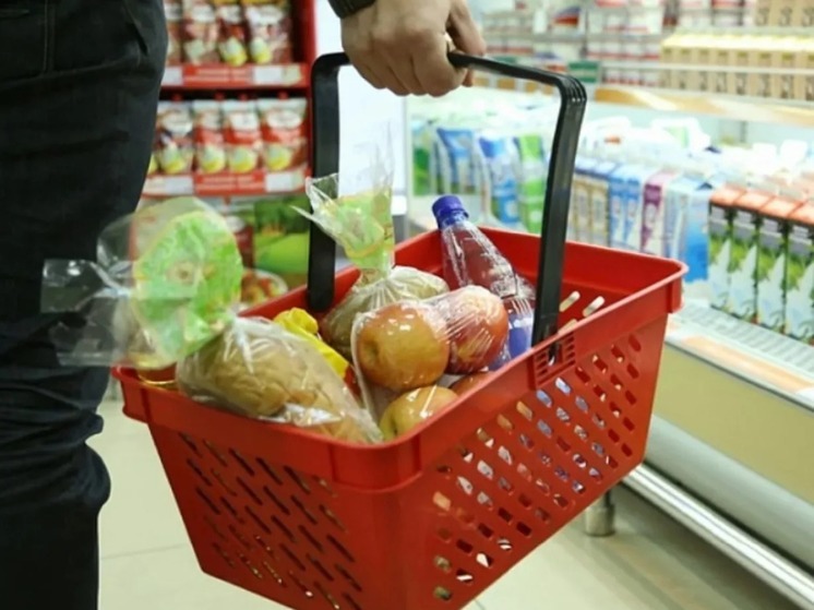 Жители Калмыкии тратят на еду 43,1% от всех потребительских расходов