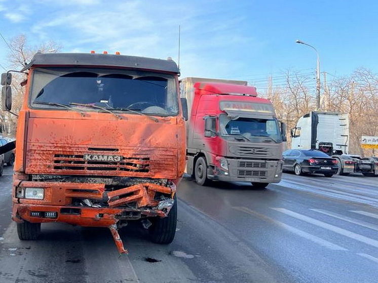 Водитель КамАЗа попросил о смягчении приговора после ДТП с тремя погибшими в Волгограде