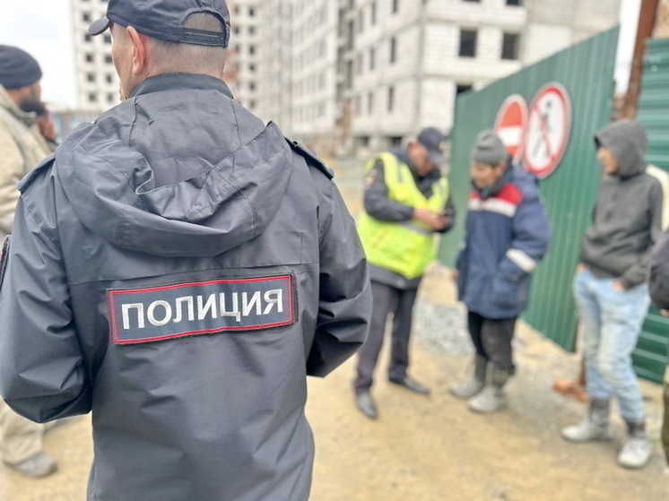 8 мигрантов фиктивно зарегистрировал житель Нового Уренгоя