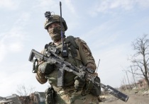 Телеграм-канал Mash сообщает, что подразделения ВС РФ освободили от вооруженных сил Украины (ВСУ) еще два населенных пункта в Курской области, а именно Старую Сорочкину и Александрию. 