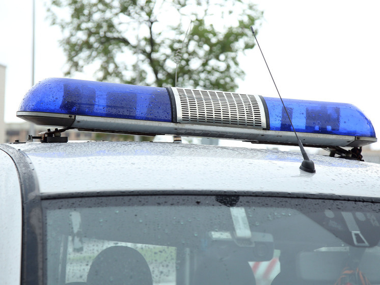 В Люберцах неизвестный угрожал ножом водителям на дороге