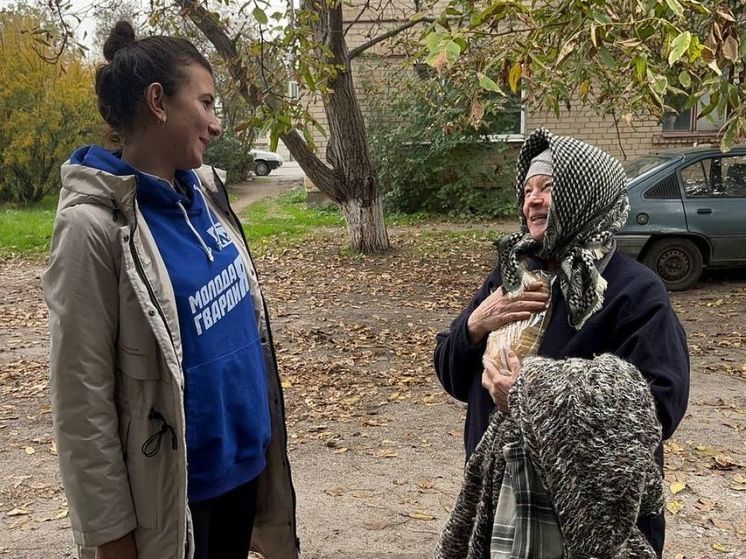 Пенсионерам в Запорожской области раздали социальный хлеб