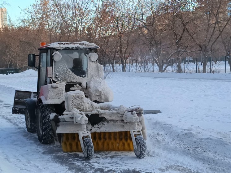 Предостережение из-за уборки внесено замглавы и главам районов Екатеринбурга