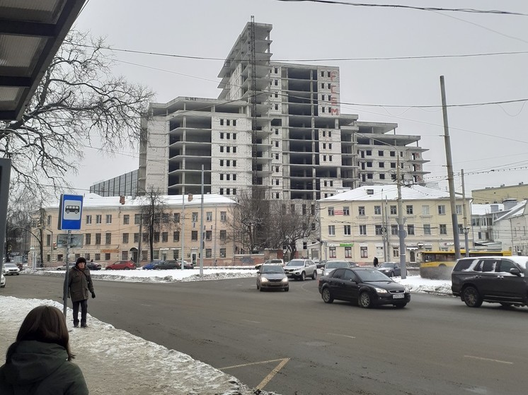 В Ярославле утвержден проект переделки огромного недостроя в жилой дом