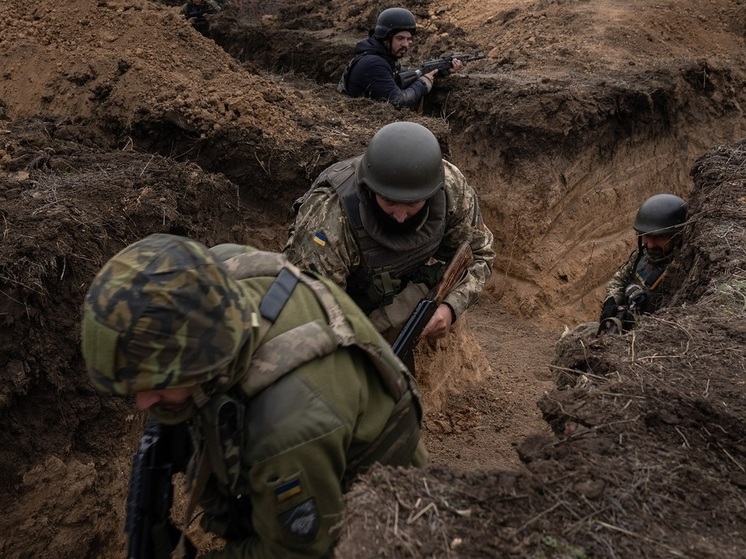 Bloomberg: перспективы для Украины становятся все мрачнее, и в Вашингтоне растет давление в пользу переговоров