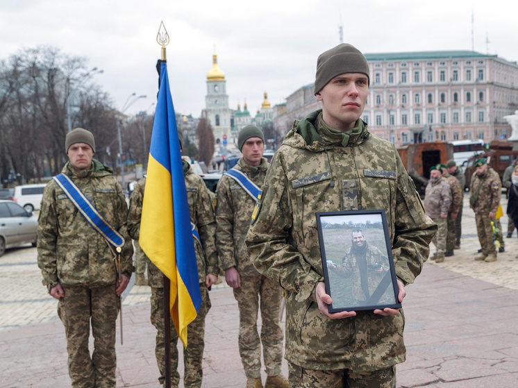 «Куда они трупы увозят — непонятно»: российские военные в шоке от потерь ВСУ под Курском