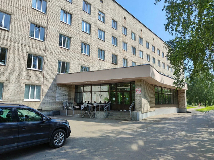 В Ярославле утром «заминировали» областную больницу