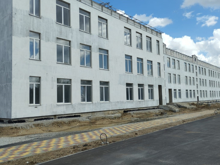 Укромновская школа в Симферопольском районе завершена на 50%