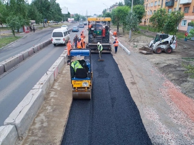 В Барнауле СГК уложила асфальт на 685 участках после ремонтов теплосетей