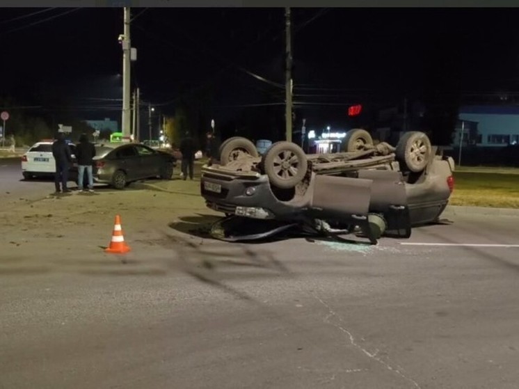 В Курске в перевернувшейся Kia Cerato ранения получили четыре человека