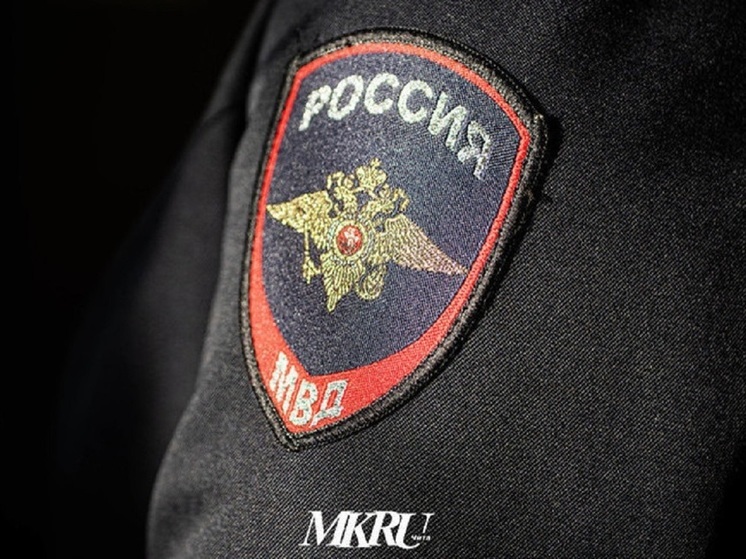 Мужчину с пакетом марихуаны задержали на вокзале в Чите