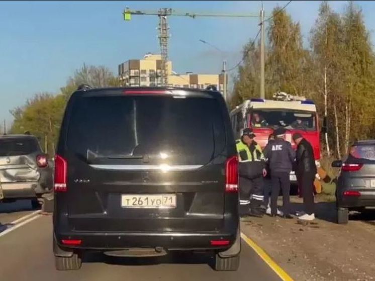 В Туле две машины столкнулись на Одоевском шоссе