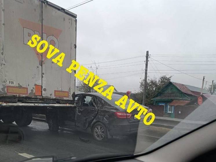 На пересечении улиц Терновского и Волжской произошло ДТП