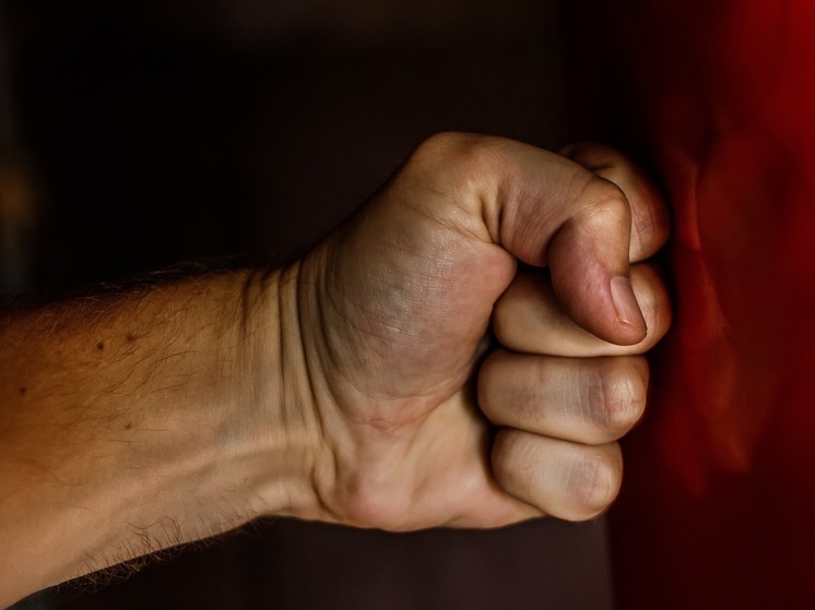 Капитан ФК "Сибирь" сломал челюсть своему одноклубнику