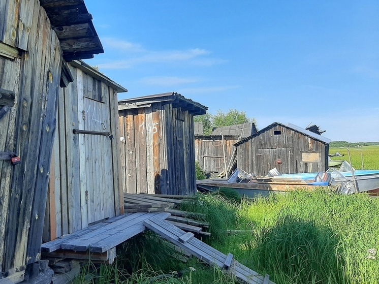 Власти намерены снести незаконные лодочные балки в Мужах