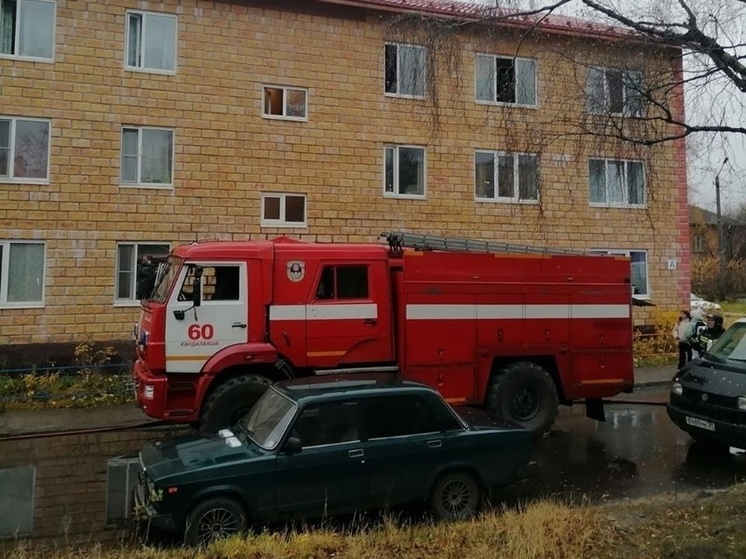 В кандалакшской квартире на улице Пронина сгорел шкаф