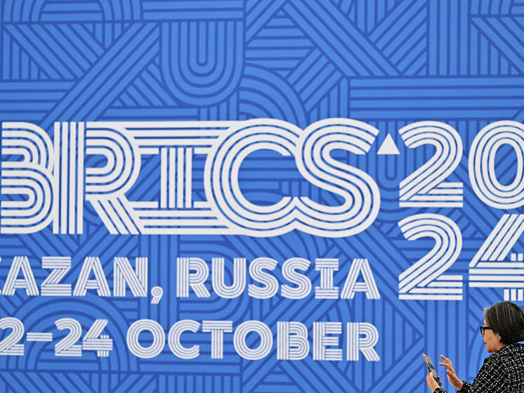 «Коллективный Запад жидковат против коллективного Юга и Востока»