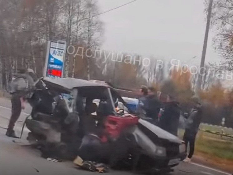 На трассе Рыбинск-Ярославль в ДТП погиб пассажир ВАЗа