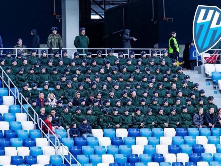 Руководство «Пари НН» помогло солдатам Армии России прийти на футбол