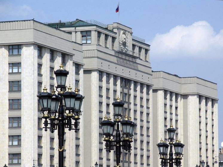 Госдума РФ приняла закон о лишении свободы до 12 лет за провоз патогенов в Россию