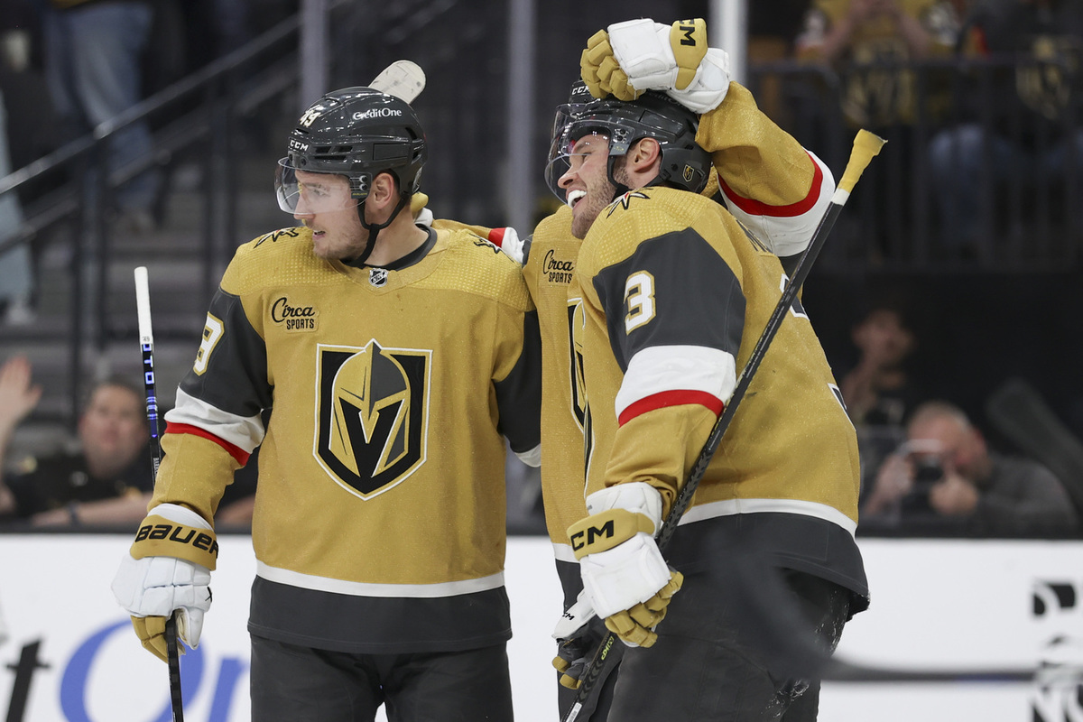 Голы Дорофеева и Барбашева помогли «Вегасу» разгромить «Лос-Анджелес»