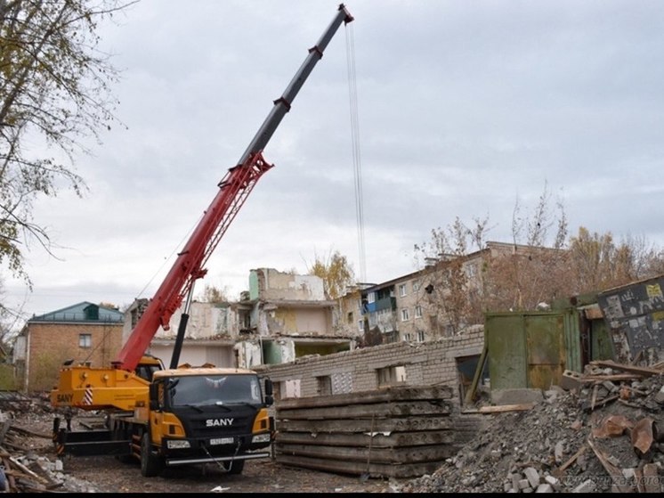 Снос аварийного дома на улице Кулибина в Пензе идет полным ходом