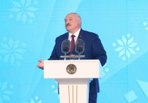 Президент Белоруссии Александр Лукашенко рассказал в среду, 23 октября, как обстоят дела в его государстве с квадробингом — движением и неформальным видом спорта, приверженцы которого имитируют движения животных