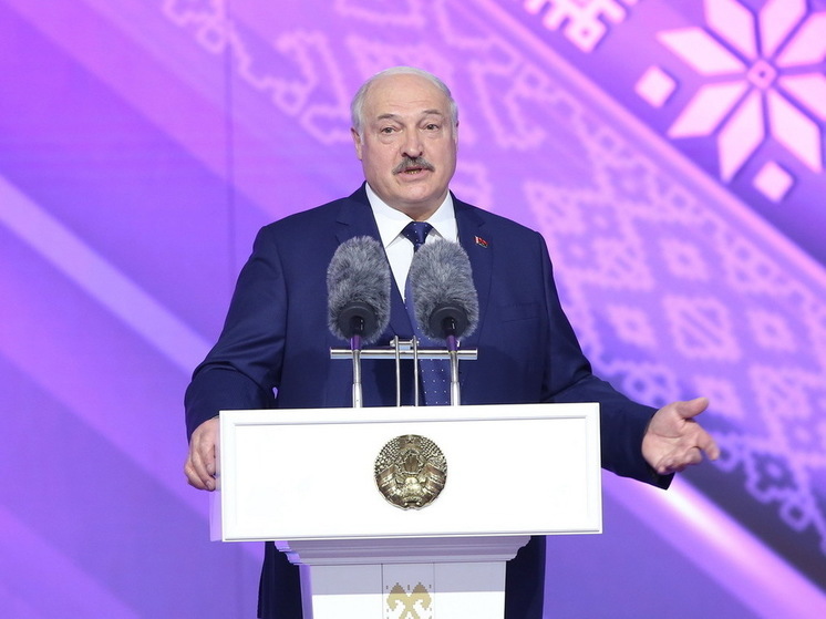 Лукашенко: России нужны гарантии, что Запад после перемирия не будет вооружать Украину