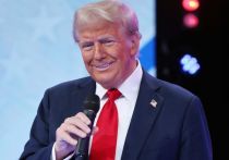 Соратники кандидата в президенты США от республиканцев Дональда Трампа полагают, что он может досрочно объявить о победе на выборах — еще до появления официальных результатов