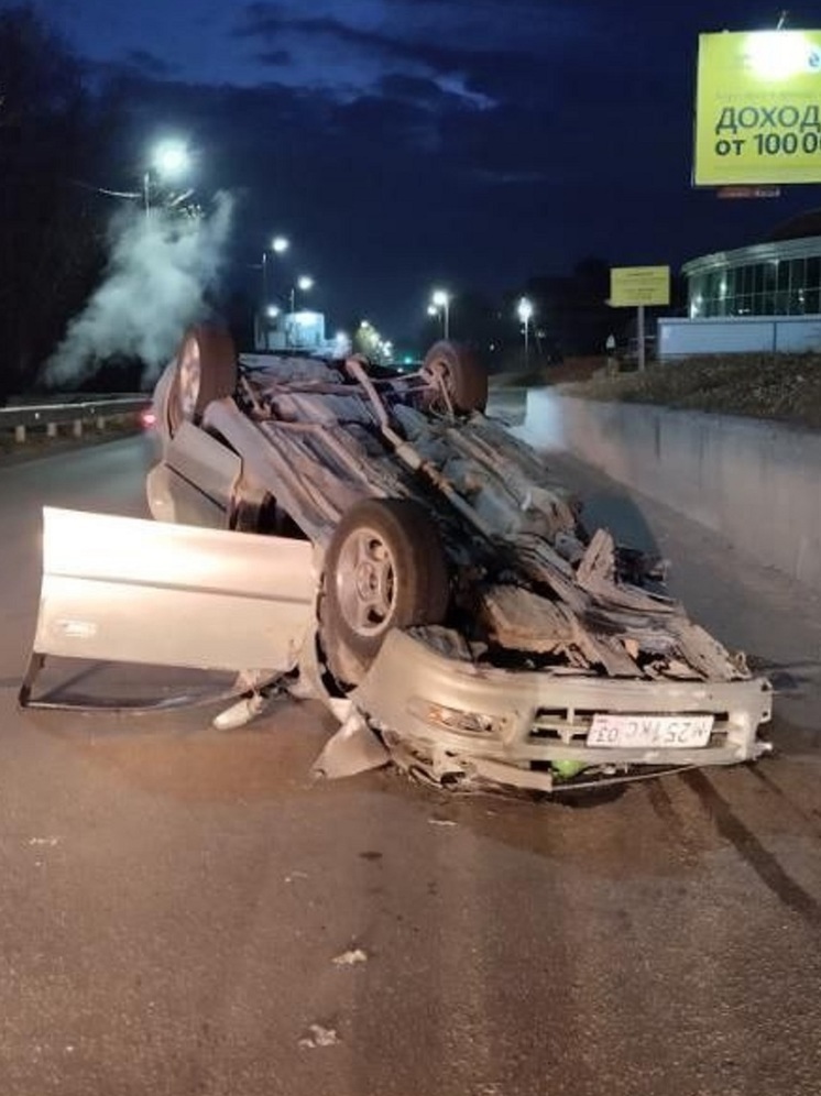 В Улан-Удэ спасатели оказали помощь пострадавшему в ДТП мужчине