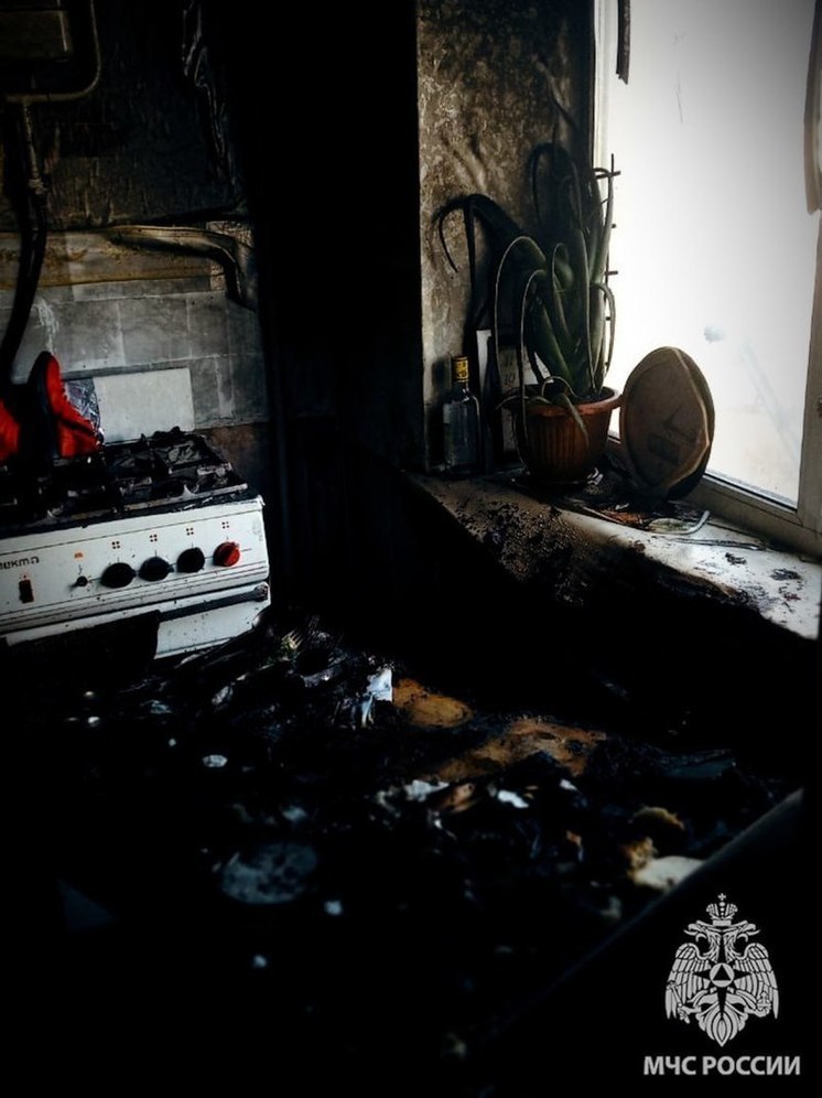 В ЛНР из-за замыкания проводки пенсионерка едва не осталась без крыши над головой