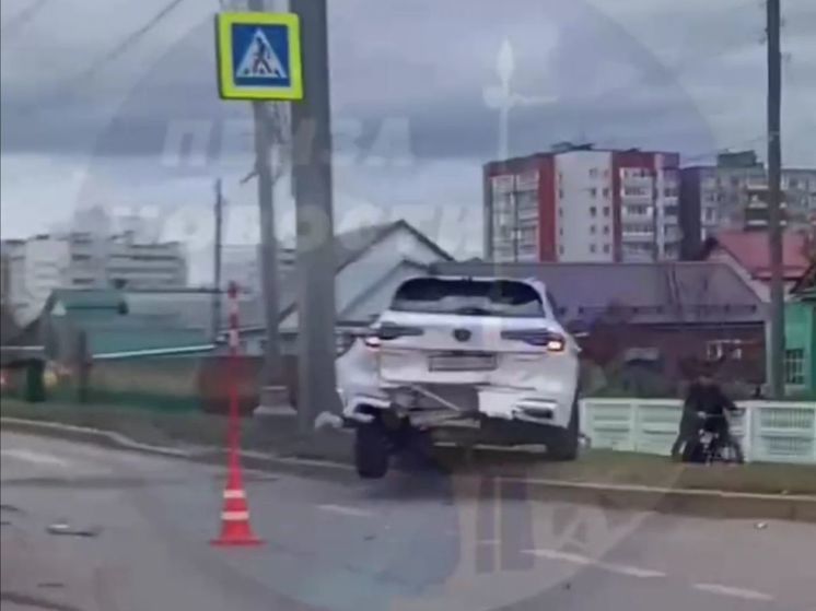 Из-за жесткого ДТП в Пензе на улице Терновского образовалась пробка