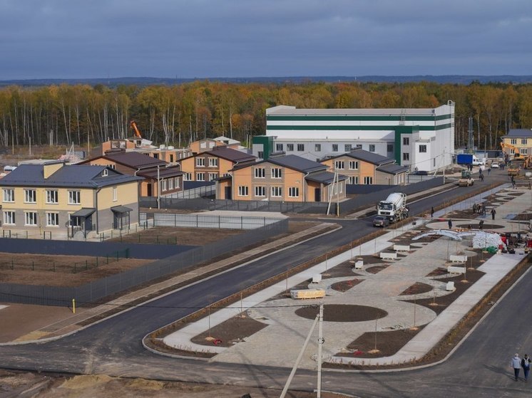В курском поселке Меркурий выдали ключи от квартир первым семьям