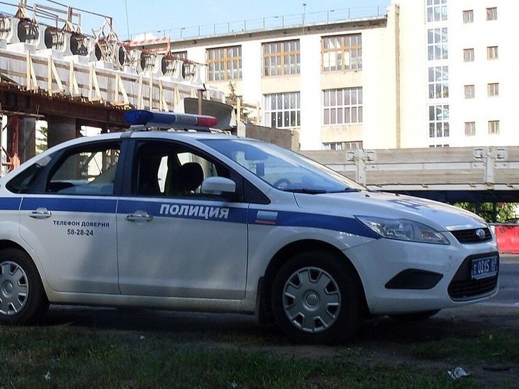 Трое пострадавших находятся в тяжелом состоянии после нападения на гипермаркет в Петербурге