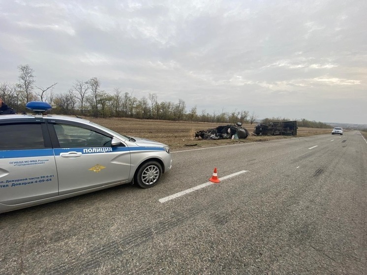 В Калмыкии в дорожной аварии погиб человек