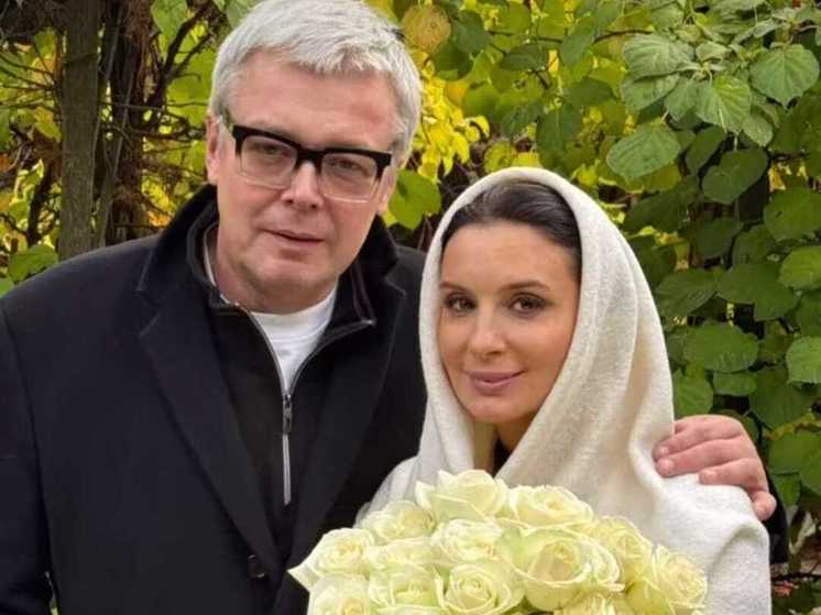 Ведущая раскрыла неожиданные детали замужества