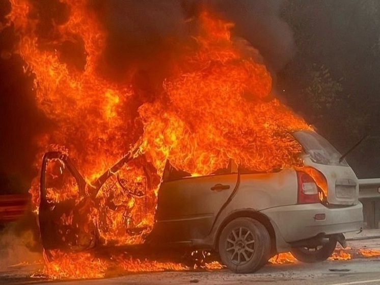 Две машины сгорели, один человек погиб. Итог ДТП в Липецкой обалсти