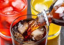 Миллионы бутылок газированных напитков Coca-Cola, Fanta, Sprite и MezzoMix срочно изымают из продажи в Австрии