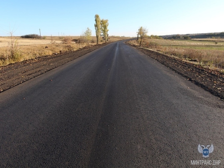 В Амвросиевском округе дополнительно отремонтируют ещё 7 км дорожного полотна