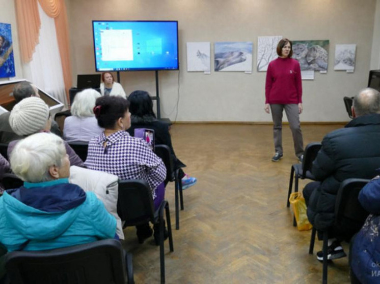 В Котовске Тамбовской области открылась персональная выставка художницы Алины Эннс