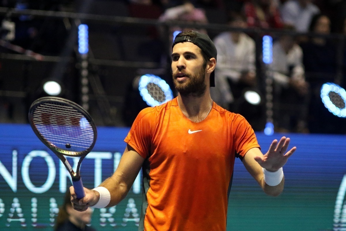 Хачанов вышел в финал турнира в Вене