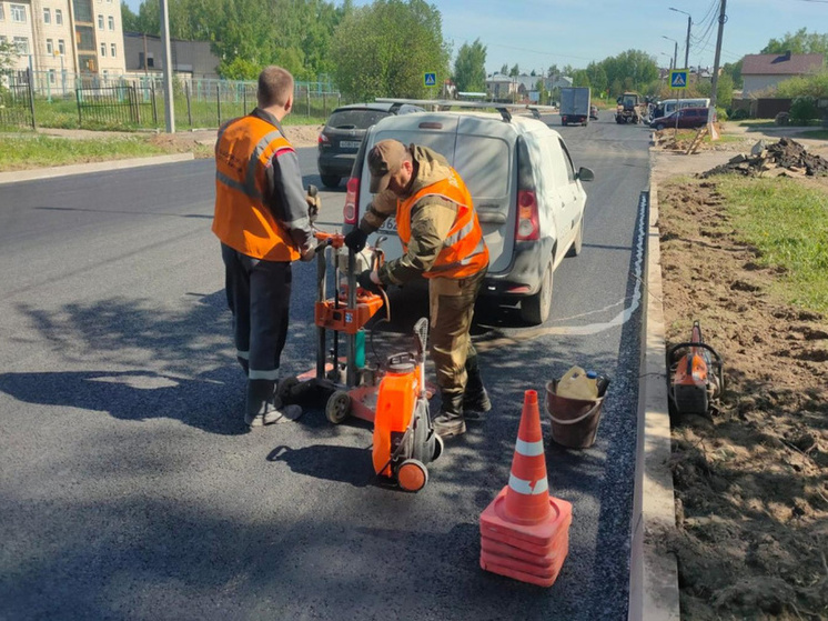 В Костроме проверили качество свежеуложенного асфальта