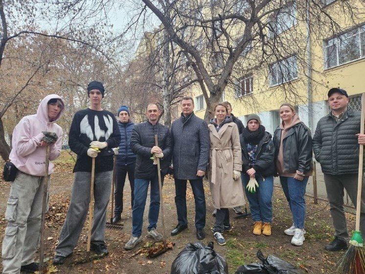 Глава Центрального округа Новосибирска Владимир Захаров присоединился к проекту «Приведи свой город в порядок»