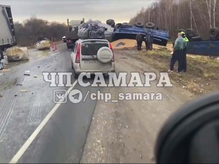 Массовое ДТП с 4 грузовиками произошло на 778-м километре трассы М5 «Урал»