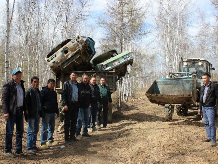 К акции "Чистый поселок" присоединился Усть-Алданский район