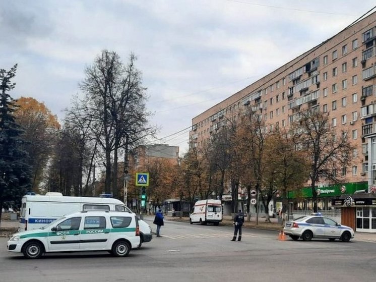 В Железногорске после падения обломков БПЛА перекрыли улицу Ленина