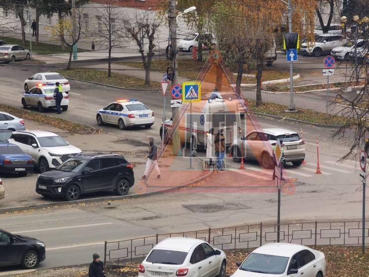 На пешеходном переходе на улице Ставского у дома №6 в Пензе сбили человека